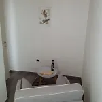 Casa Chica Apartment *